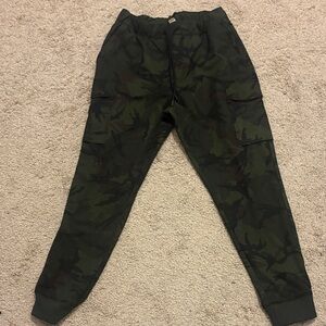 Old Navy Camouflage Jogger Pants - Green and Black